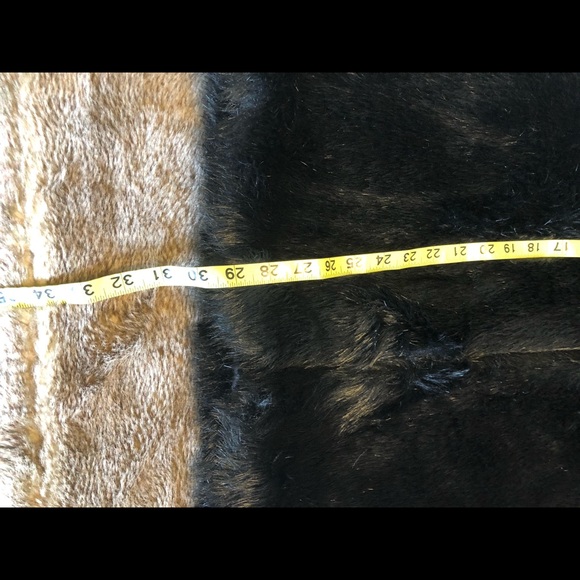 Faux Fur Forever 21 Vest - Picture 10 of 12